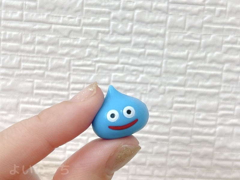 ドラクエバスボールの中身